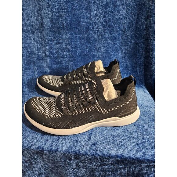 NEW APL Techloom Breeze Men 9 Women 11 Black White Running Shoes Sneakers - Picture 3 of 6